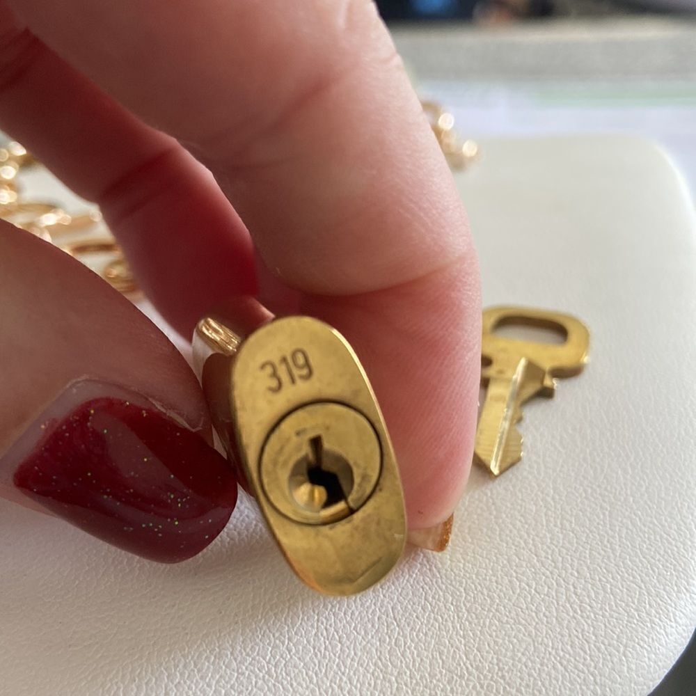 LV key lock with key 100% authentic with NWT necklace - Picture 9 of 9
